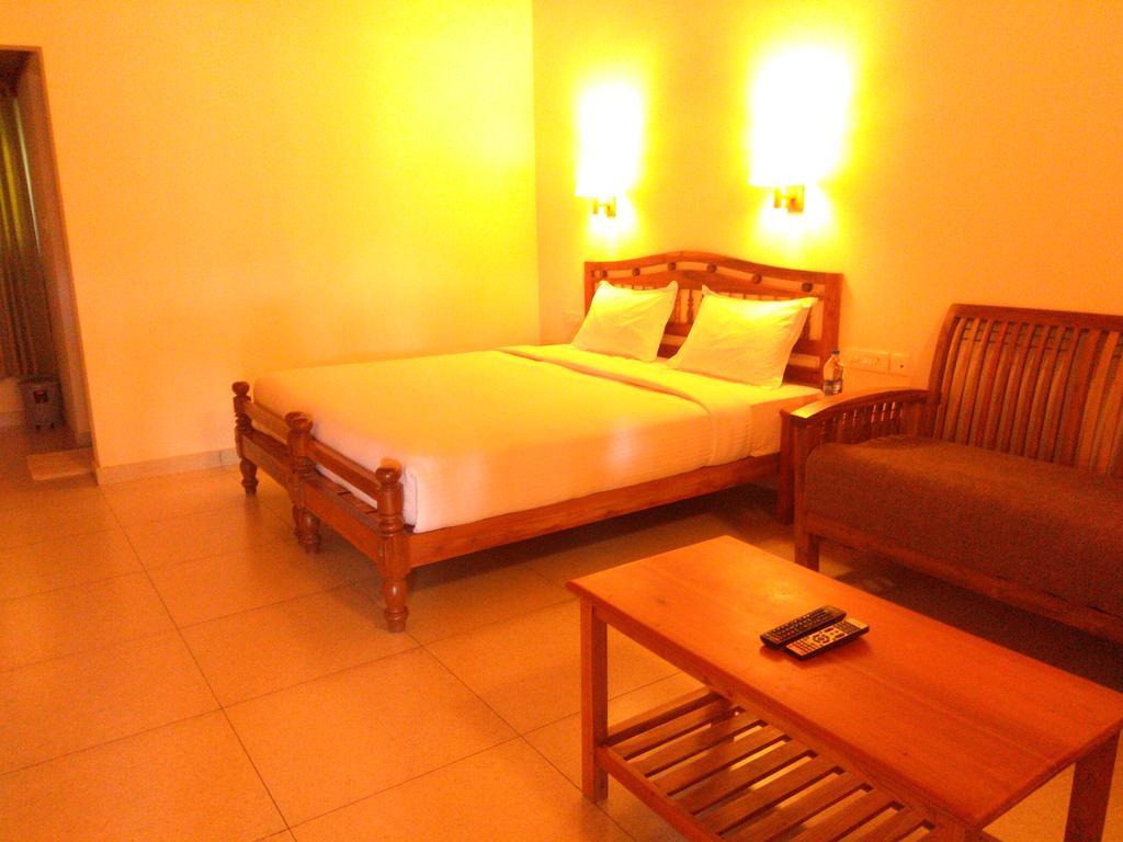 Green Court Cottage Thekkady Eksteriør bilde
